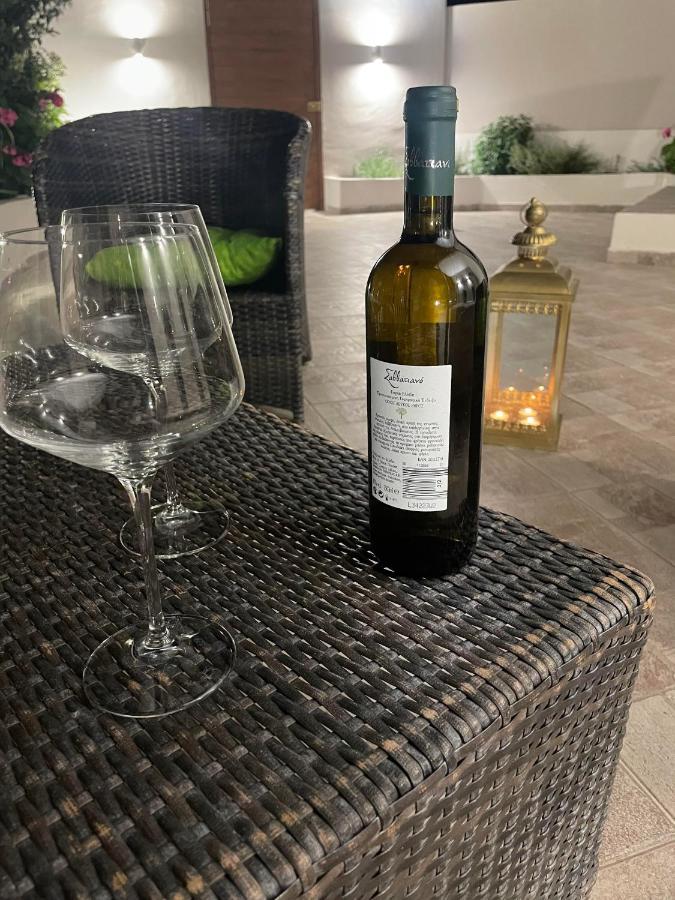 Naelia Villa Pastida Exteriör bild
